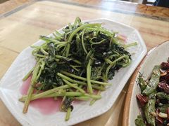 蒜炒苋菜-好呷(东城十三碗美食广场店)