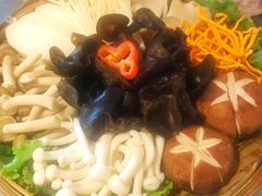 菌类拼盘-尚尚仙·酸汤猪手·猪肚鸡火锅(华联万柳购物中心店)