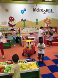 -莫莉幻想儿童乐园(三河燕郊永旺店)