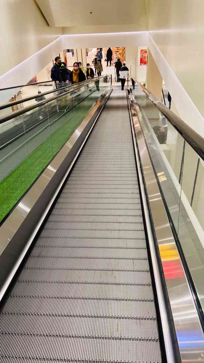 长申购物广场-"和朋友一起去的 那时候应该是试营业吧 算.