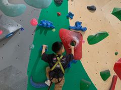 -ROCKPLUS攀岩馆(环宇城店)