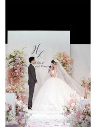 -MECCI婚礼摄影跟拍(红东方广场店)
