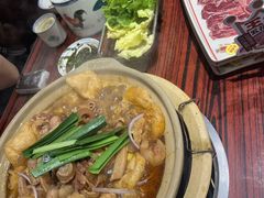 -沙胆彪炭炉牛杂煲(上海日月光广场店)