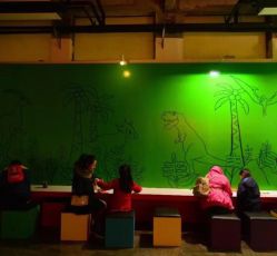 -恐龙探索乐园(磁器口店)