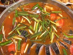 -亮欢寨酸汤鱼(沙冲路店)