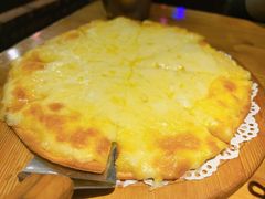 榴莲披萨-胡桃里乐队酒馆(长春总店)