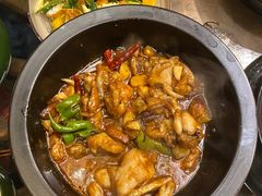 -云海肴·汽锅鸡·云南菜(天山百盛优客店)