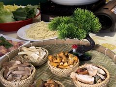 -聚味罗记大排檔·烧烤·鲜鱼杂·甲鱼煲(科学馆店)