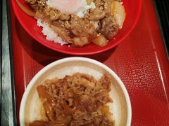 -食其家·牛丼咖喱(中环百联店)