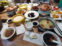 -龙聚德北京烤鸭(沙坪坝华宇A馆店)