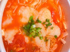 -渝是乎酸菜鱼(龙旗购物中心店)