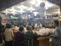 -瓦洛洛传统市场