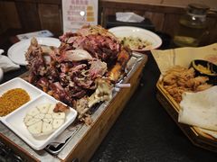 烤羊腿-丁里羊肉小镇(天鹅湖总店)