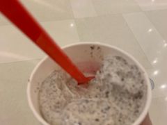 奥利奥暴风雪-DQ·蛋糕·冰淇淋(苏州中心店)