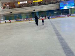-冠军冰场CHAMPION RINK(凯德广场店)