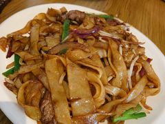 干炒牛河-台上设计餐厅(歌华大厦店)