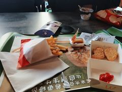 -麦当劳(四平路店)