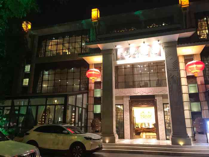 浣花锦绣 中餐·河鲜-"老哥请吃饭订到浣花溪边的浣花锦绣.这环境.