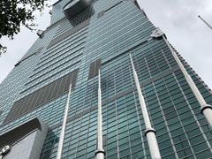-诚品(信义店)