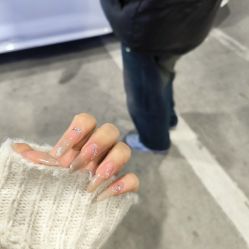 -尤米一站式美甲美睫