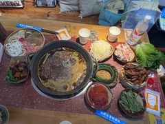 -赵美丽·重庆社区火锅·直营店(火车东站·中豪国际店)