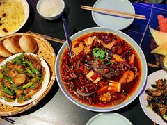 -粉墨特色菜·烧烤音乐酒馆
