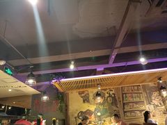 大堂-喝丢一只鞋海鲜烧烤·海肠捞饭(东关街店)