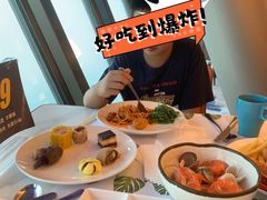 -中央电视塔旋转餐厅