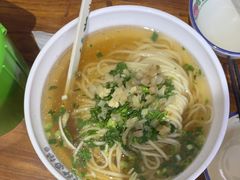 -萍姨抻面馆·鸡架冒菜(清湖店)