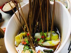 冷锅串串-怂嘴冷锅串串&乐山烧烤(中赢康康谷店)