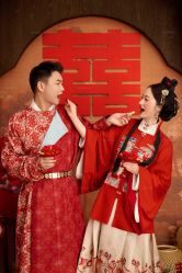 -雪中彩影婚纱摄影·微光艺术中心