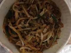 -巍山火巴肉饵丝(大理古城店)