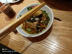 -何师傅美蛙鱼头(汉街店)