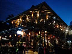-Dash Teak House