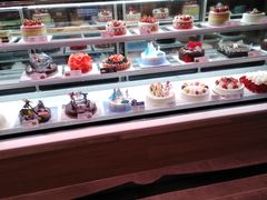 -巴黎贝甜(大宁国际商业广场店)