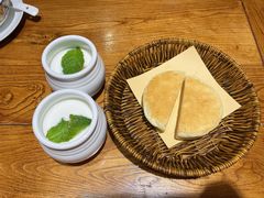 -蒙艾里民族传统菜蒙餐