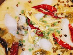 酸菜鱼片汤-避风塘(宝山万达店)