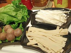-云晓光头烧烤吧(川沙绿地店)