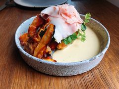 华夫饼配水波蛋配培根-BOR Eatery(安福路店)