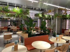 大堂-老乡鸡(上海白玉兰广场店)