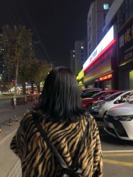 -马克男发时尚店