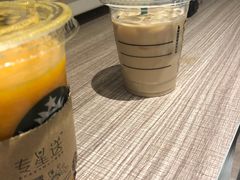 -星巴克臻选(北京银泰店)