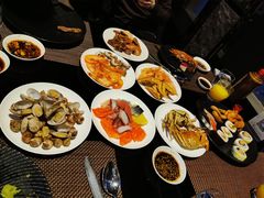 -唐拉雅秀酒店-西锦汇空中BBQ·思创餐厅