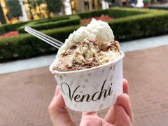 -VENCHI 闻绮(上海佛罗伦萨小镇店)