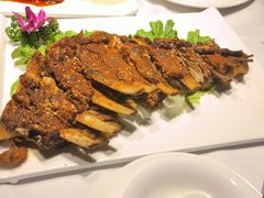 -河畔春天时尚餐厅