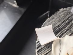 -UNI UNI(环亚凯瑟琳店)