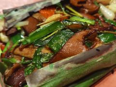 包烧野生牛肝菌-云海肴·汽锅鸡·云南菜(天山百盛优客店)