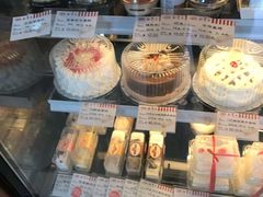 -红宝石·鲜奶小方·海派西点房(金杨店)