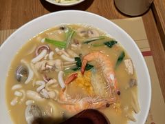 -荣家黄鱼面(南京西路店)
