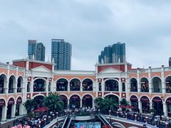 -佛罗伦萨小镇广佛名品奥特莱斯(疏港路店)